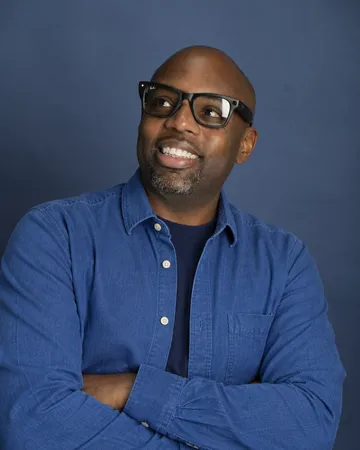 Portrait of Chris Alvarez